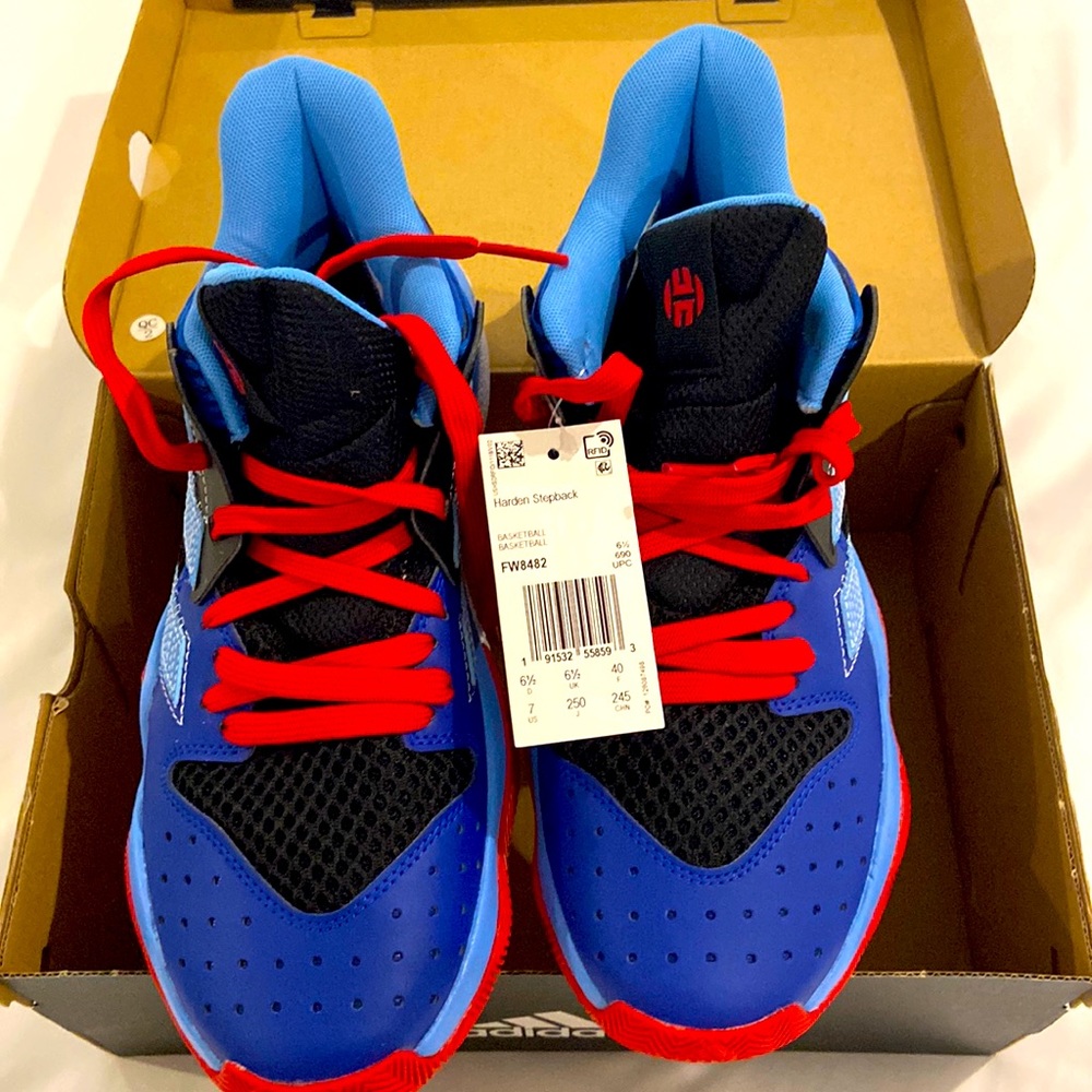 Adidas Harden Stepback size 7 NWT sneakers in the original box.